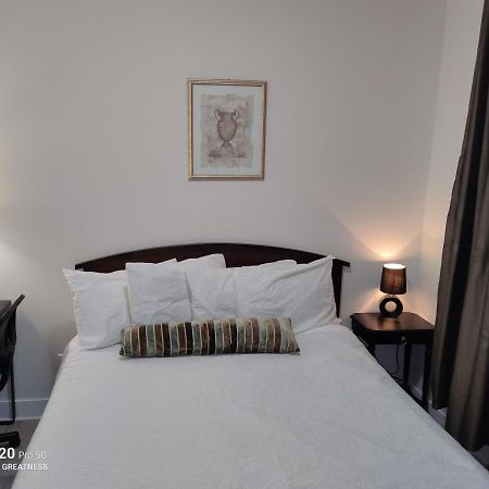 Sweet House B&B Saanich Екстериор снимка