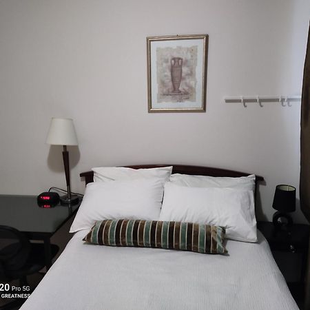 Sweet House B&B Saanich Екстериор снимка