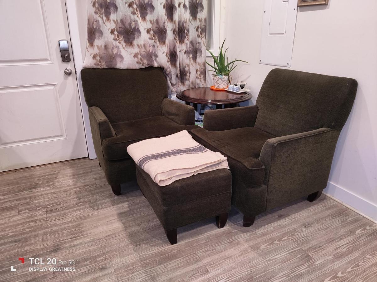 Sweet House B&B Saanich Екстериор снимка